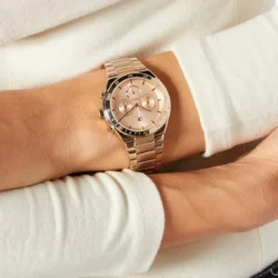 ⁦ساعة تومي هيلفيغر للنساء 1782577⁩ - الصورة ⁦4⁩