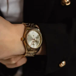 ⁦ساعة تومي هيلفيغر للنساء 1782592⁩ - الصورة ⁦3⁩