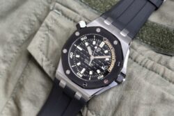 ⁦ساعة اوديمار بيغيه رويال أووك أفشور ميرور أوريجنال⁩ - الصورة ⁦3⁩