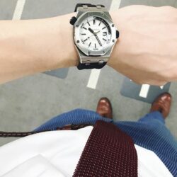 ⁦ساعة اوديمار بيغيه رويال أووك أفشور ميرور أوريجنال⁩ - الصورة ⁦8⁩