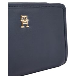 ⁦حقيبة كروس بودي نسائية من تومي هيلفيغر باللون الأزرق الداكن Aw0Aw16163 (نسخة)⁩ - الصورة ⁦4⁩