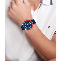 ⁦Tommy Hilfiger 1792200 Blue Dial Black Silicone Strap Watch For Men⁩ - الصورة ⁦2⁩