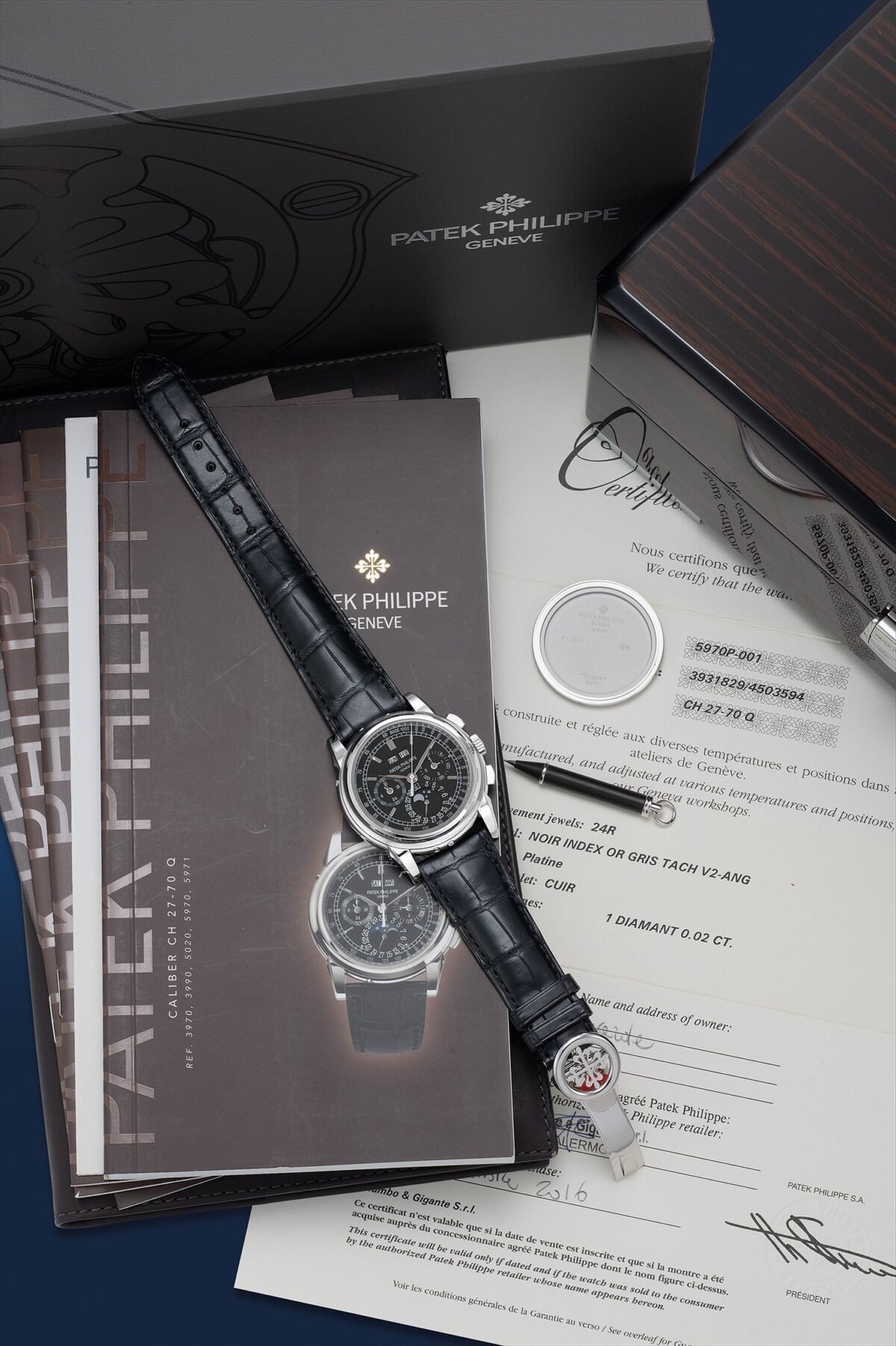 ⁦Patek Philippe Perpetual Calendar Chronograph Platinum Black Automatic size 41mm⁩ - الصورة ⁦6⁩