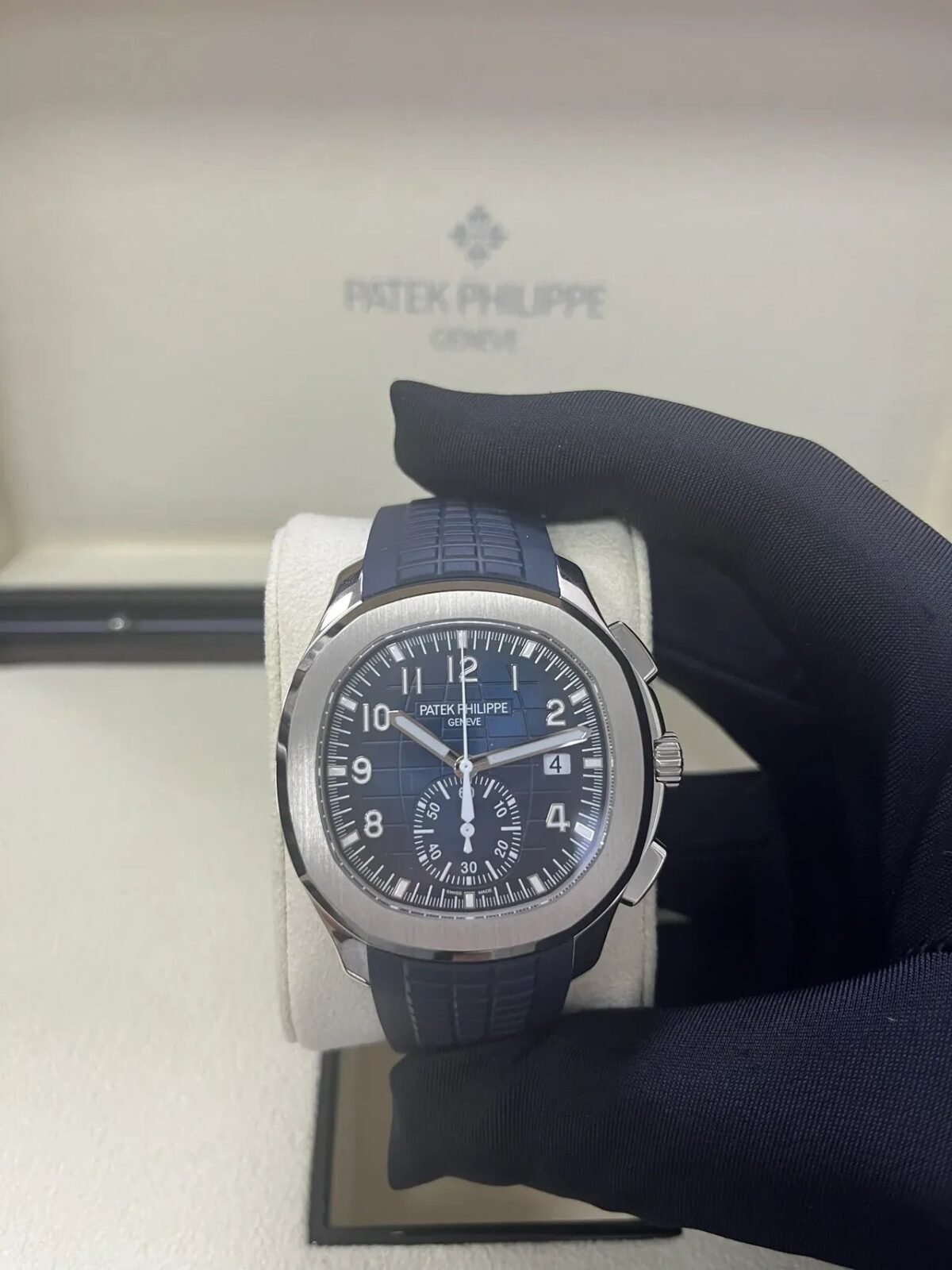 ⁦Patek Philippe men’s watch⁩ - الصورة ⁦3⁩